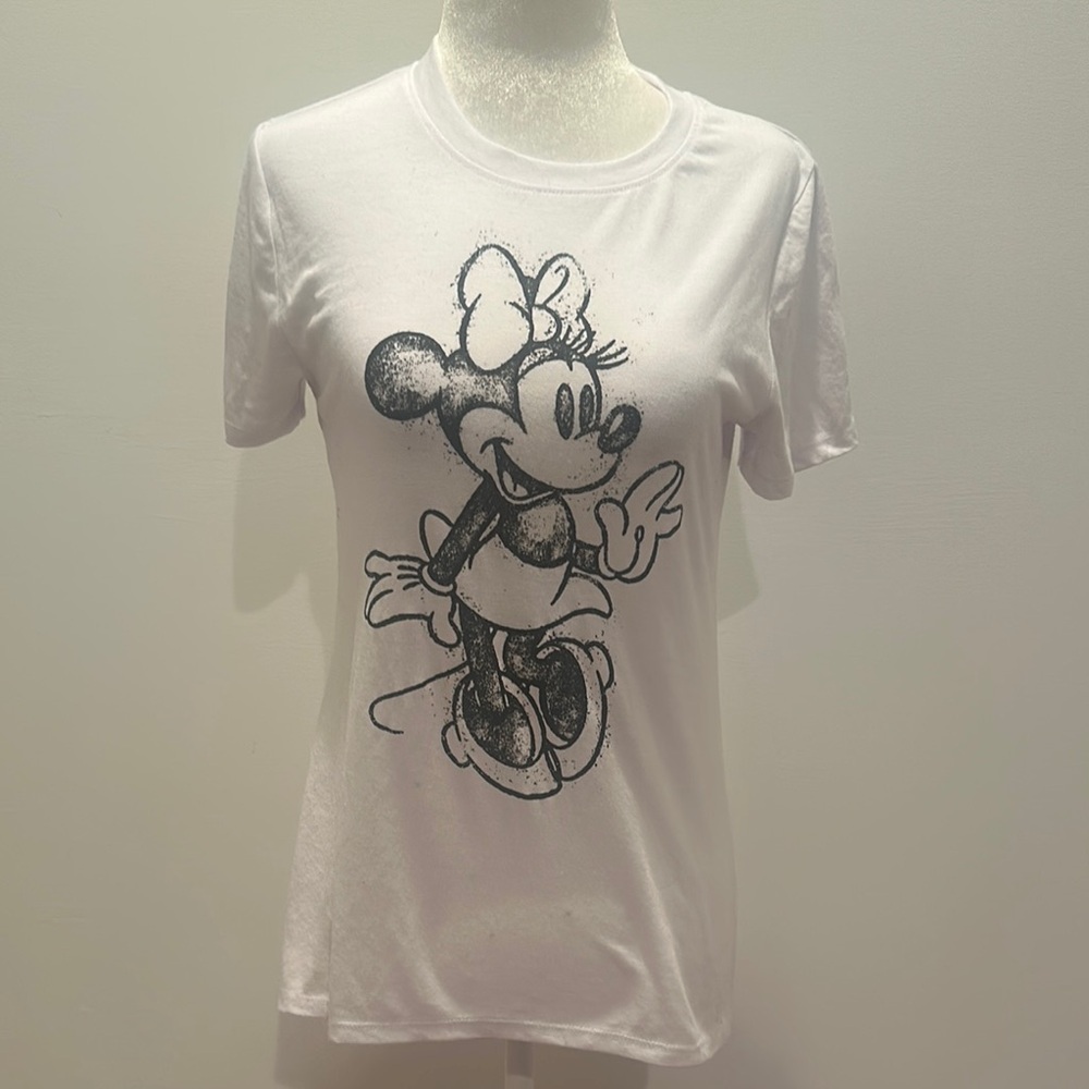 White T-Shirt with Minnie Mouse Graphic